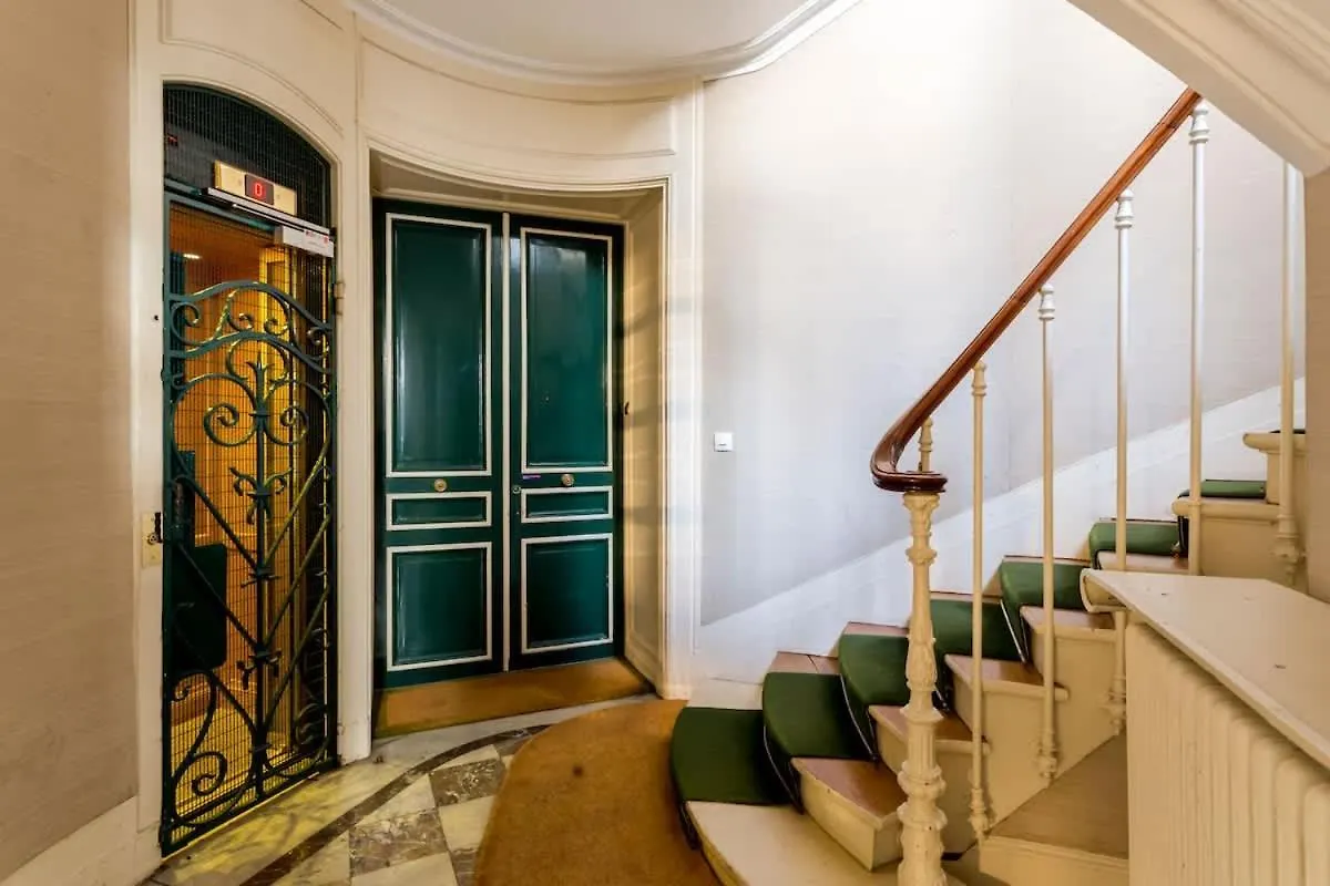 Chic Parisian Stay Trocadero & Eiffel Tower 파리
